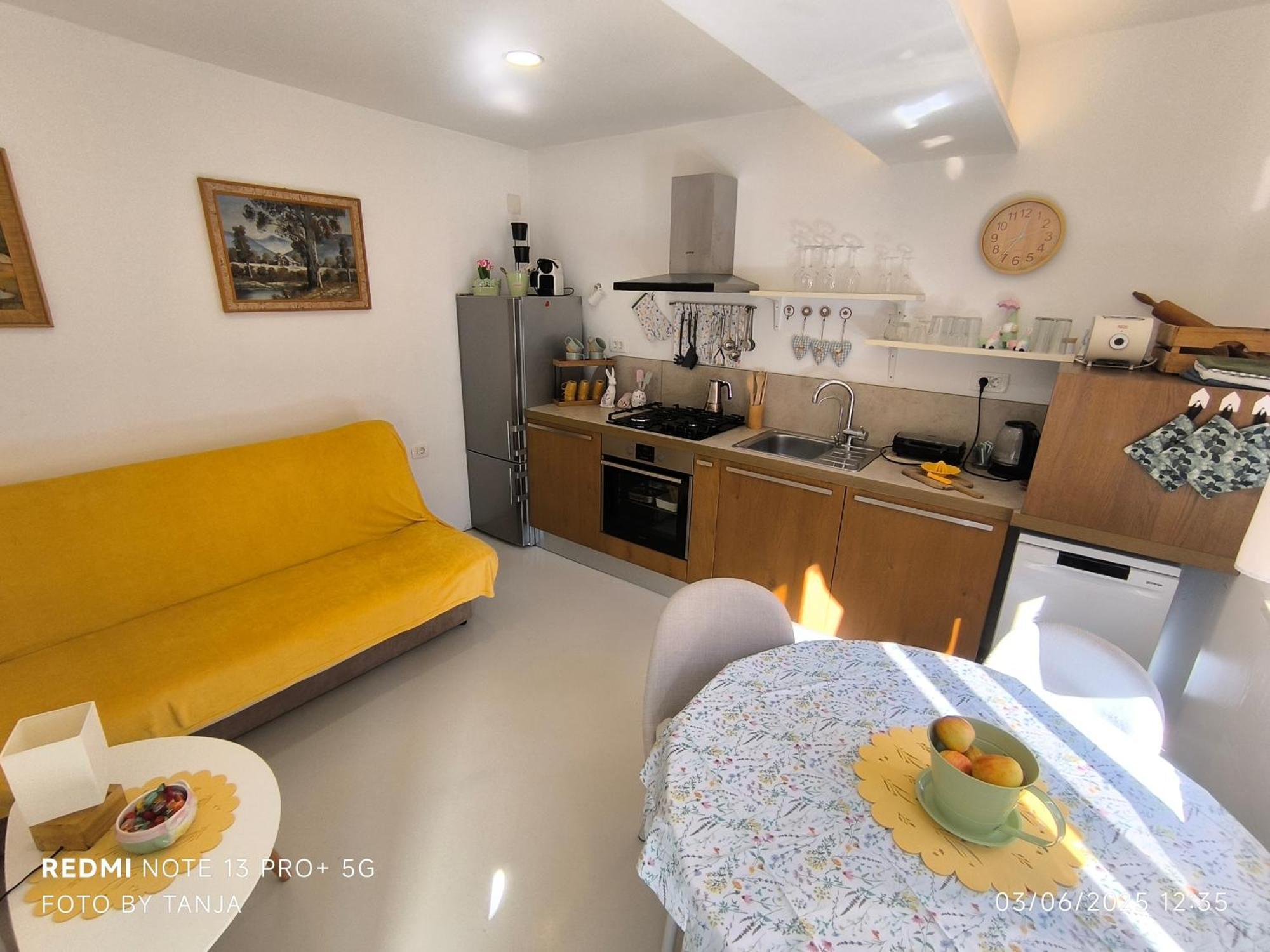Apartment Apartma Rea Izola, Pergola & Terassa, Parking *